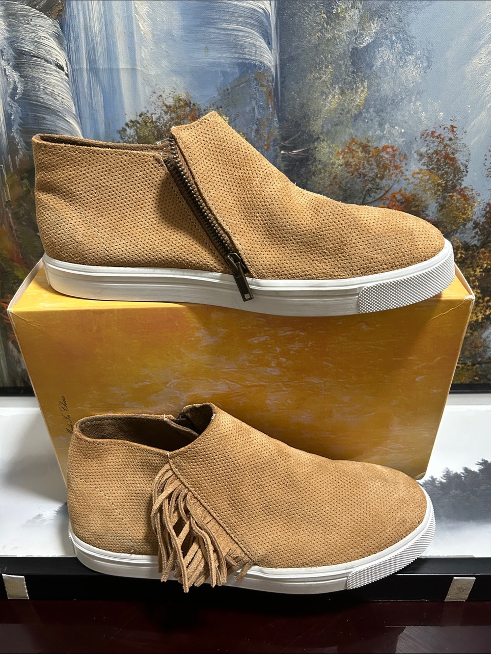 Minnetonka Women’s Tan Suede Slip-On Sneakers .